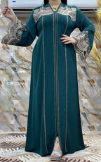 Abaya stylée avec des perles
